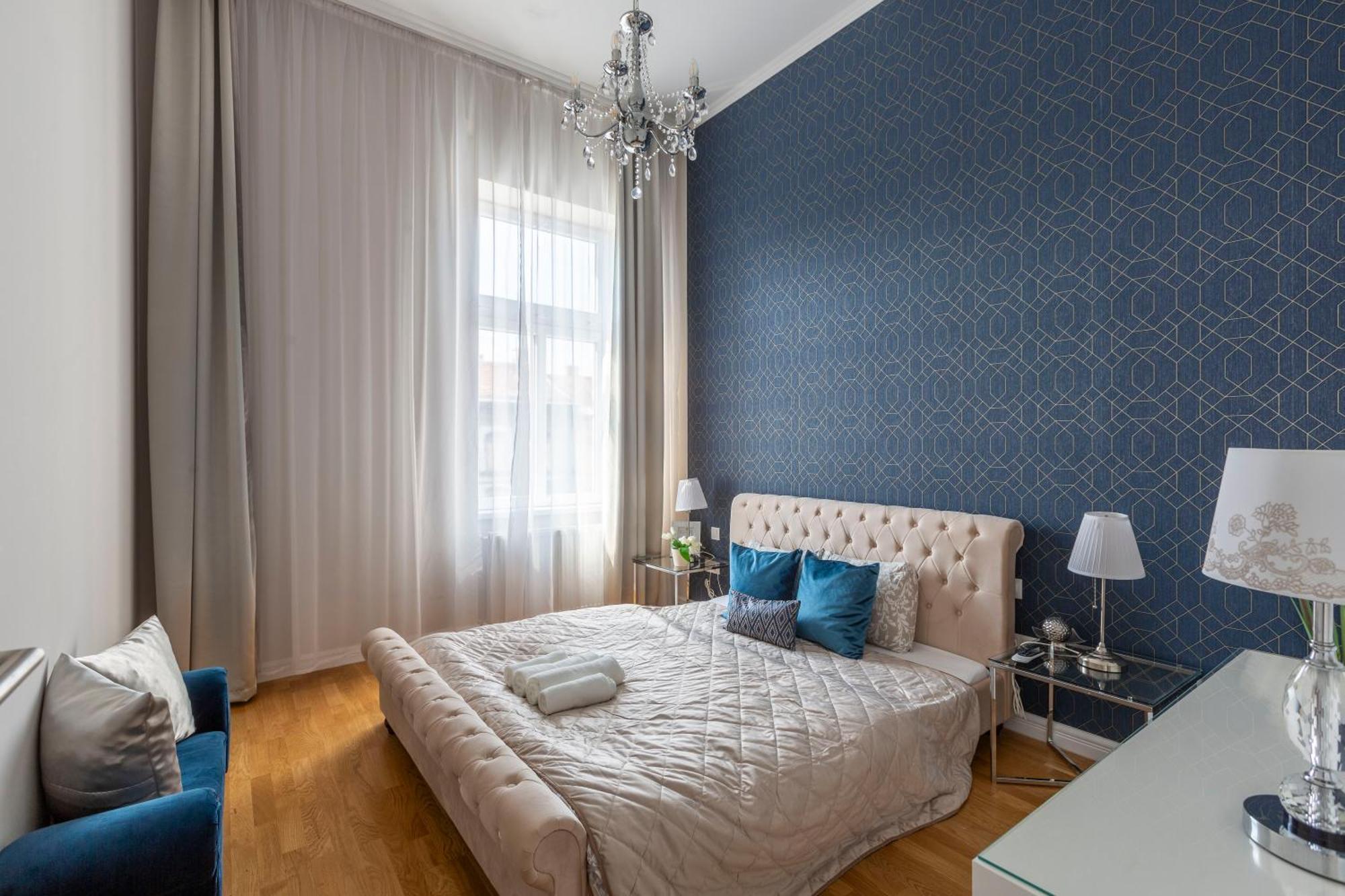 Luxury Royal Residence In The Heart Of Budapest Exterior photo